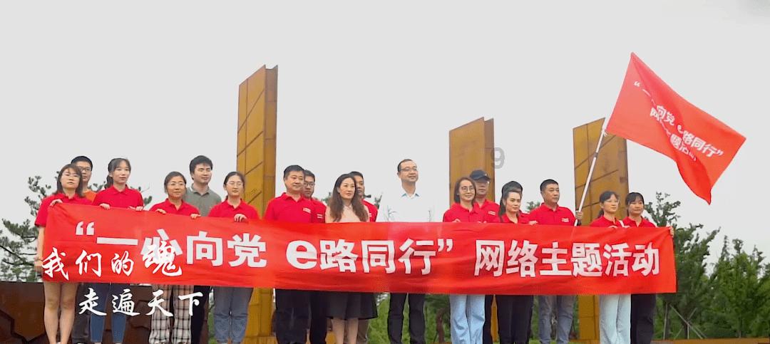 小胖想做一个书架书架用的木板为棱长是三分米的正方形书架为下图至少需要多少？